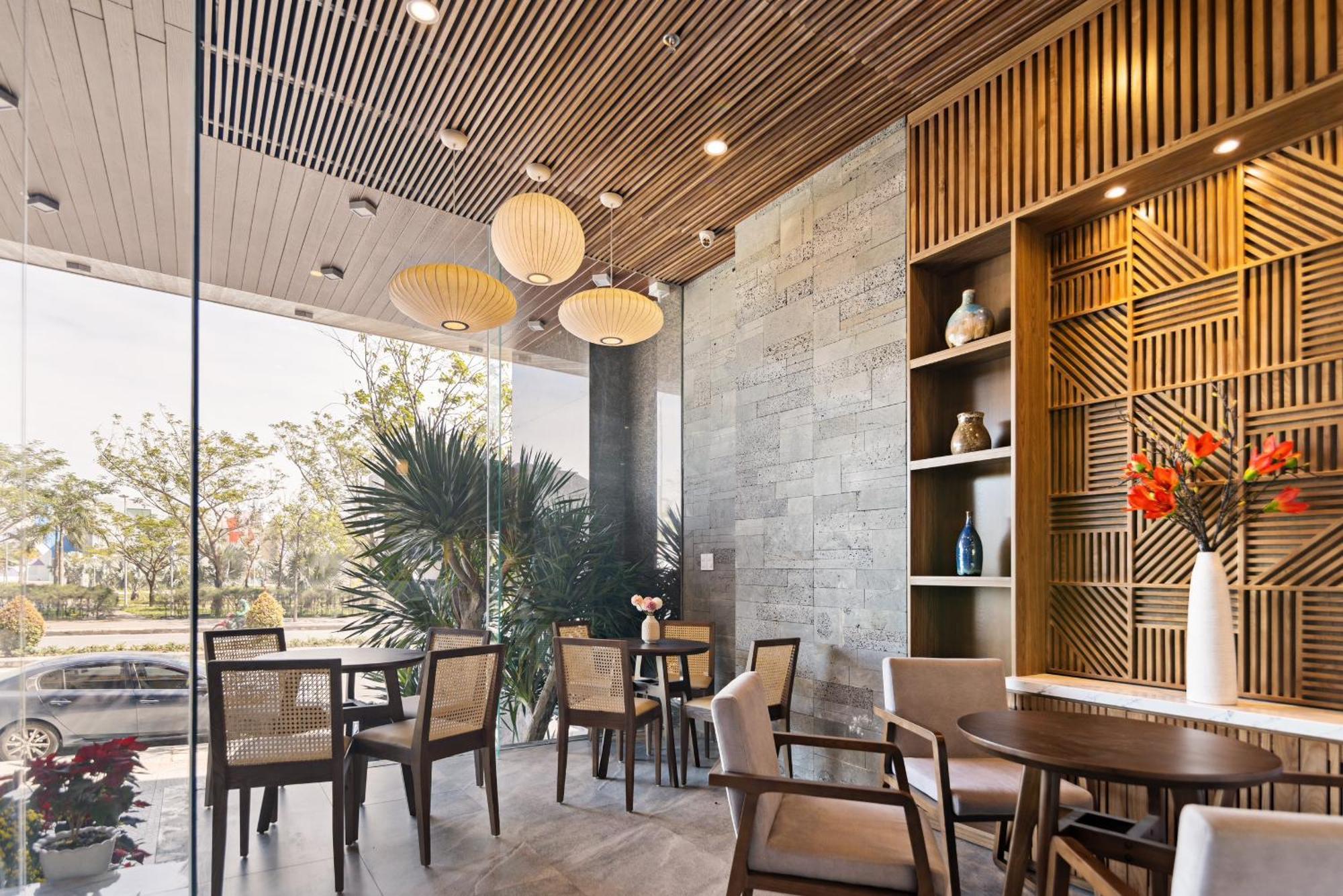 Hoang Thinh Hotel & Apartment Danang Exterior foto